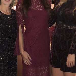 BARDOT burgundy lace dress 🤍🥂